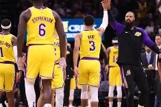 米乐m6-雄鹿队小将表现亮眼，为球队赢得胜利贡献力量