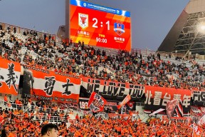 米乐m6-精彩瞬间回放：篮球场上的激情对决的简单介绍