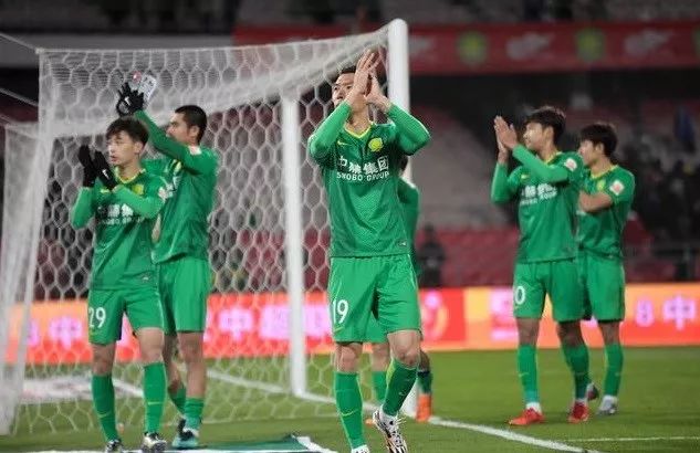 关于天津泰达客场逆转国安，终结连胜纪录取得胜利的信息