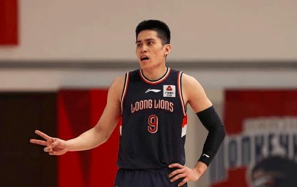 广州队送走老将，新秀崭露头角助阵(广州队送走老将,新秀崭露头角助阵视频)