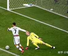 关于梅开二度！进球手风头正劲，成为焦点的信息