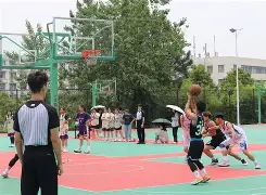 篮球联赛热火朝天，球队面貌焕然一新！的简单介绍